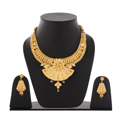 Traditional Indian Gold Necklace and Earring Set